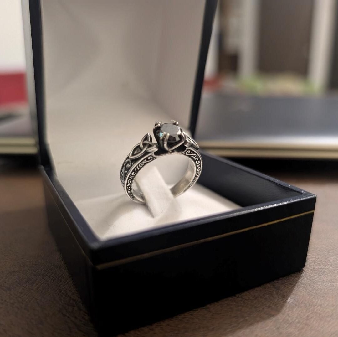 El Anillo de Khaleesi (versión Piedra preciosa)